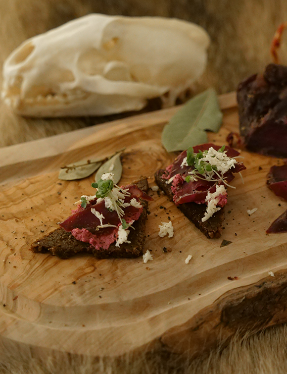 Dachsschinken Rezept mit Pumpernickel